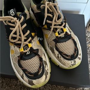 Kurt Geiger Sneakers